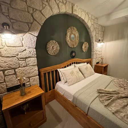 Sevilay Hanim 호텔 *