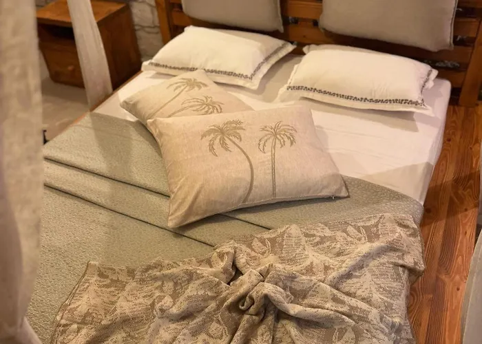 Sevilay Hanim Çeşme